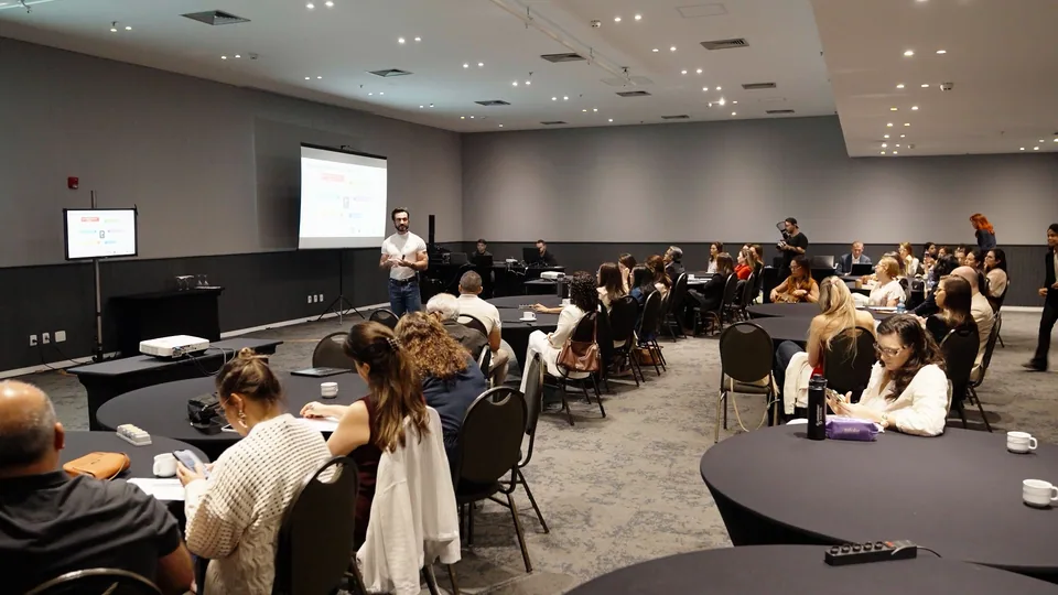 Frame do vídeo Pós-graduação, Longevidade Saudável — evento próprio
