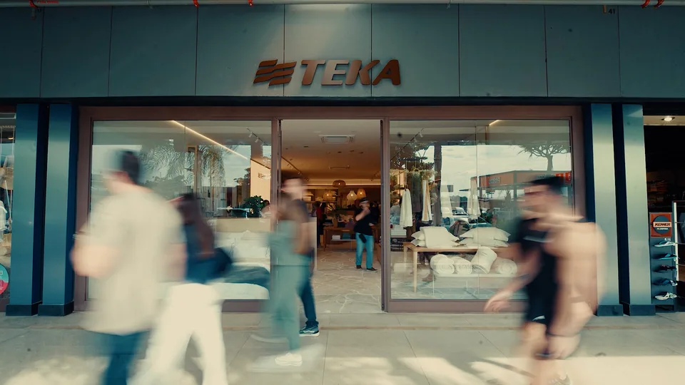 Frame do vídeo Outlet, Teka — institucional